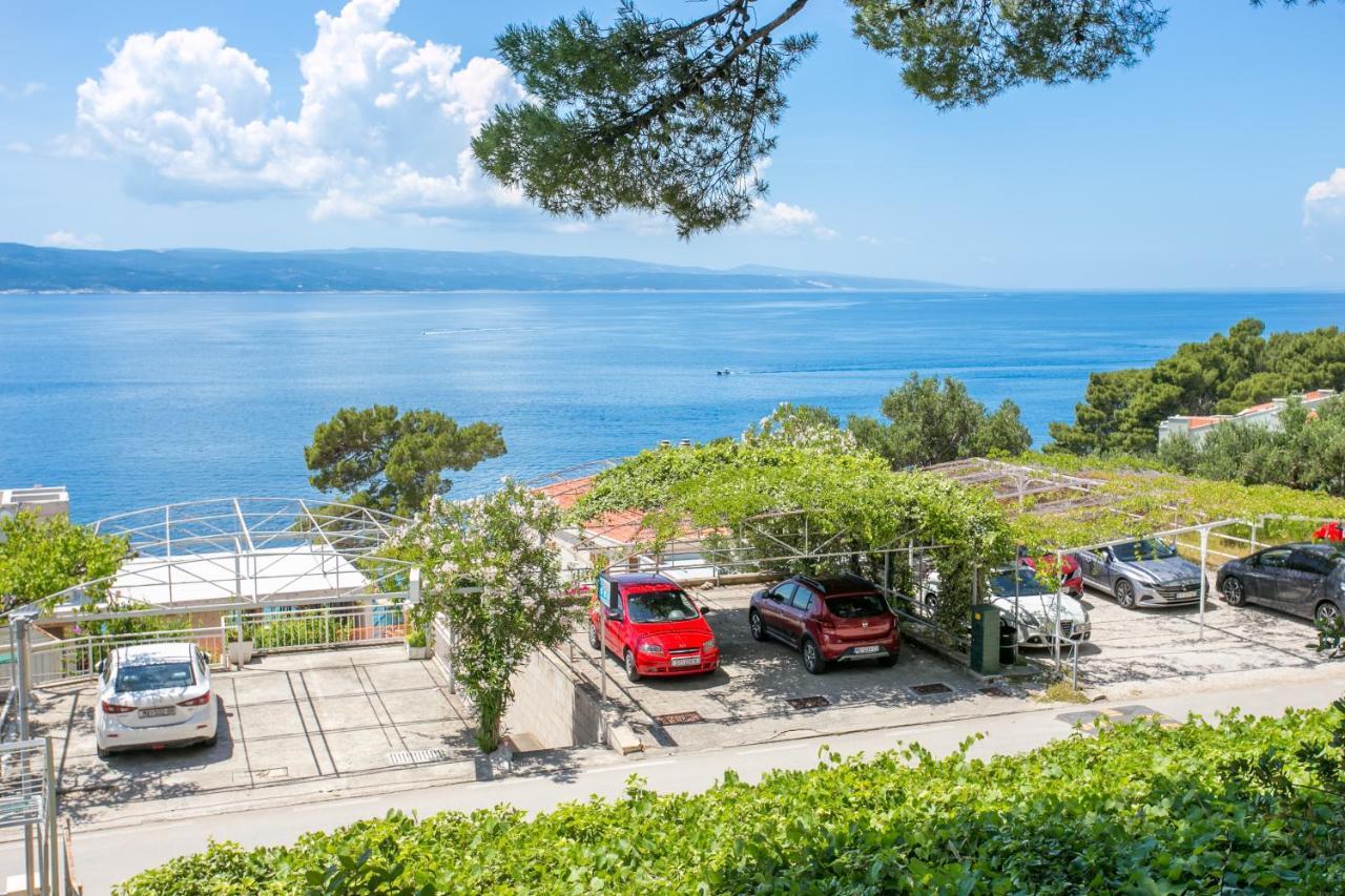 Apartments By The Sea Brela, Makarska - 18356 Εξωτερικό φωτογραφία