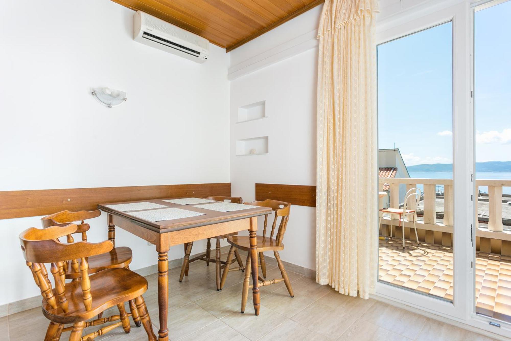 Apartments By The Sea Brela, Makarska - 18356 Εξωτερικό φωτογραφία
