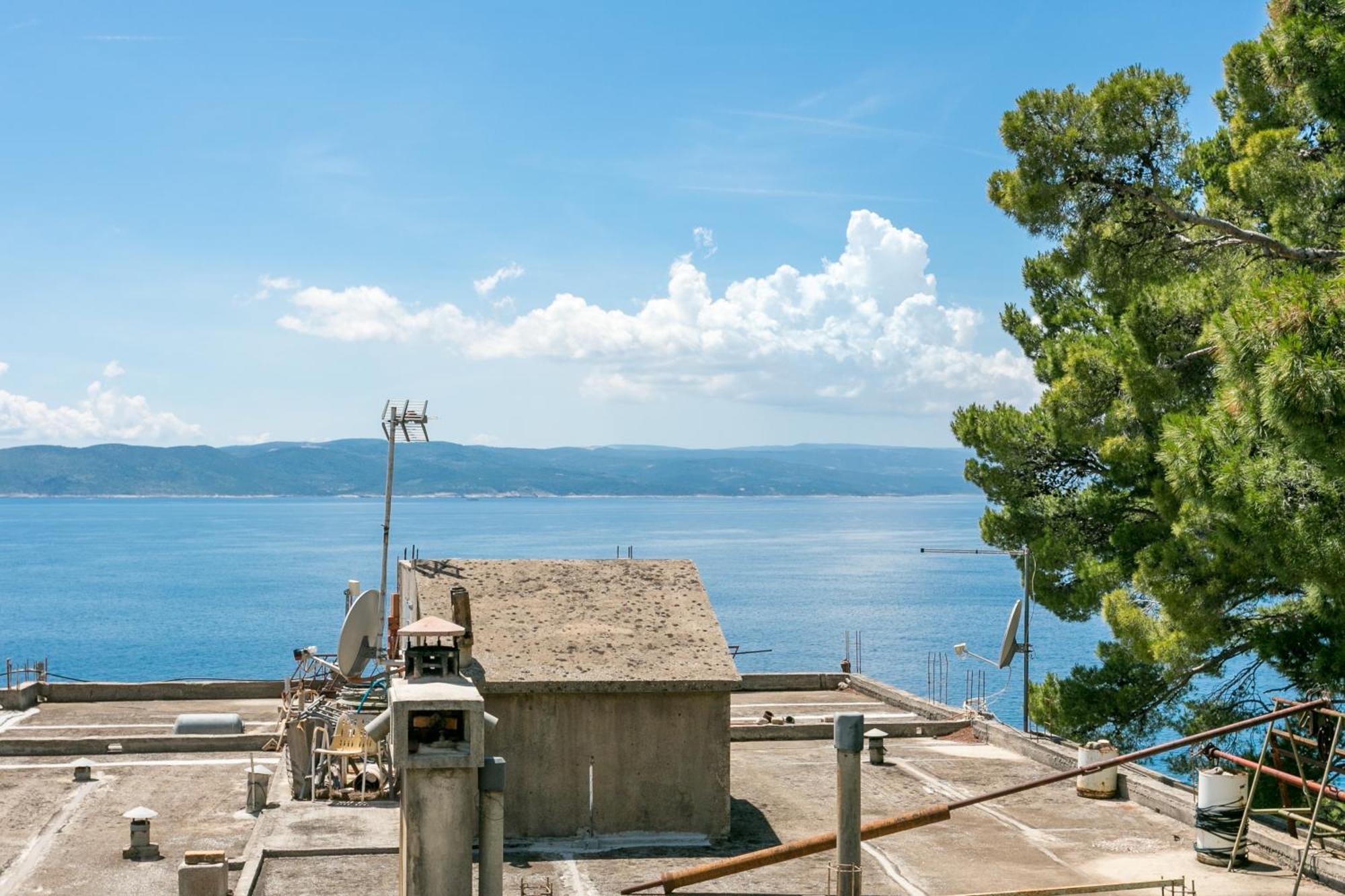 Apartments By The Sea Brela, Makarska - 18356 Εξωτερικό φωτογραφία