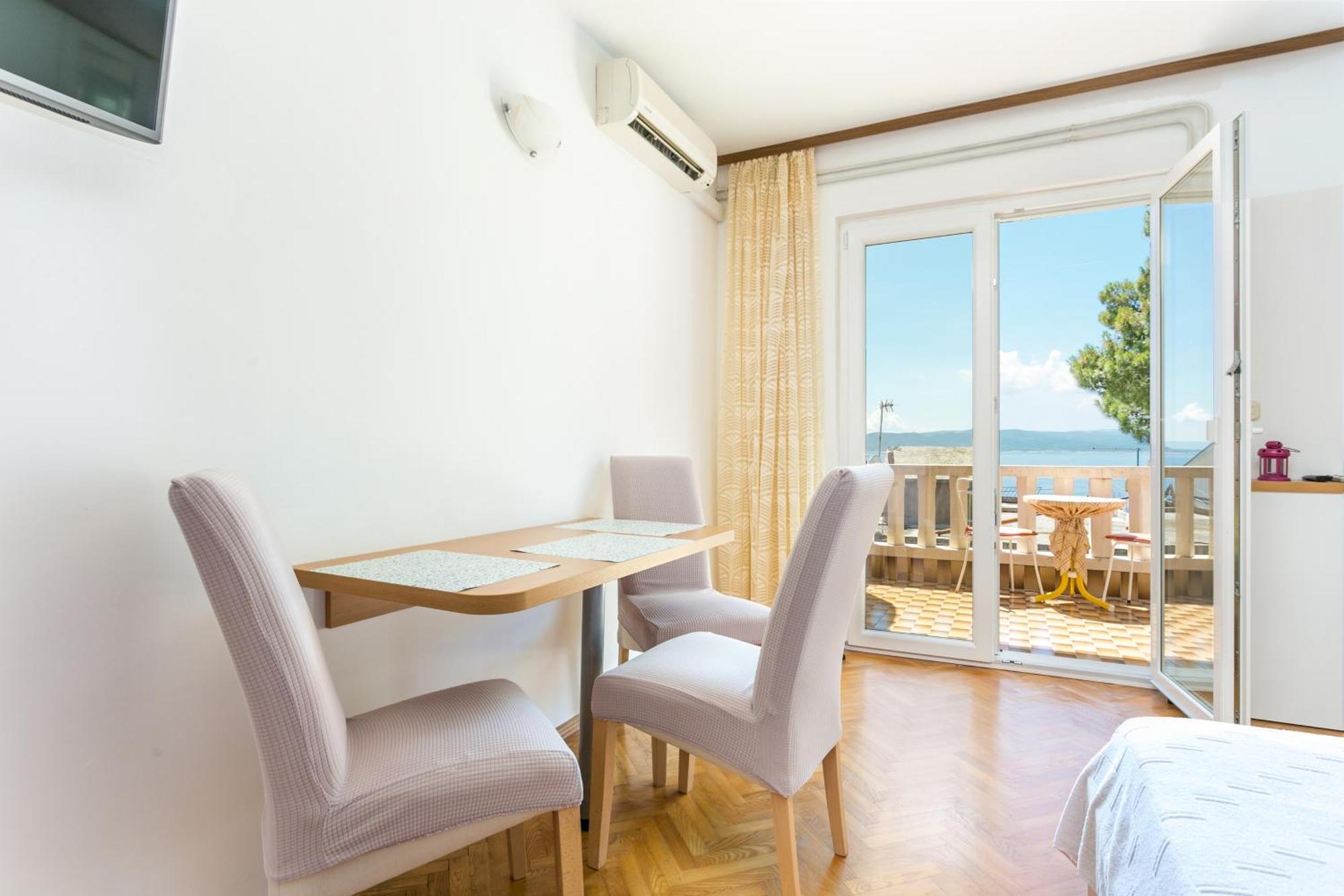 Apartments By The Sea Brela, Makarska - 18356 Εξωτερικό φωτογραφία