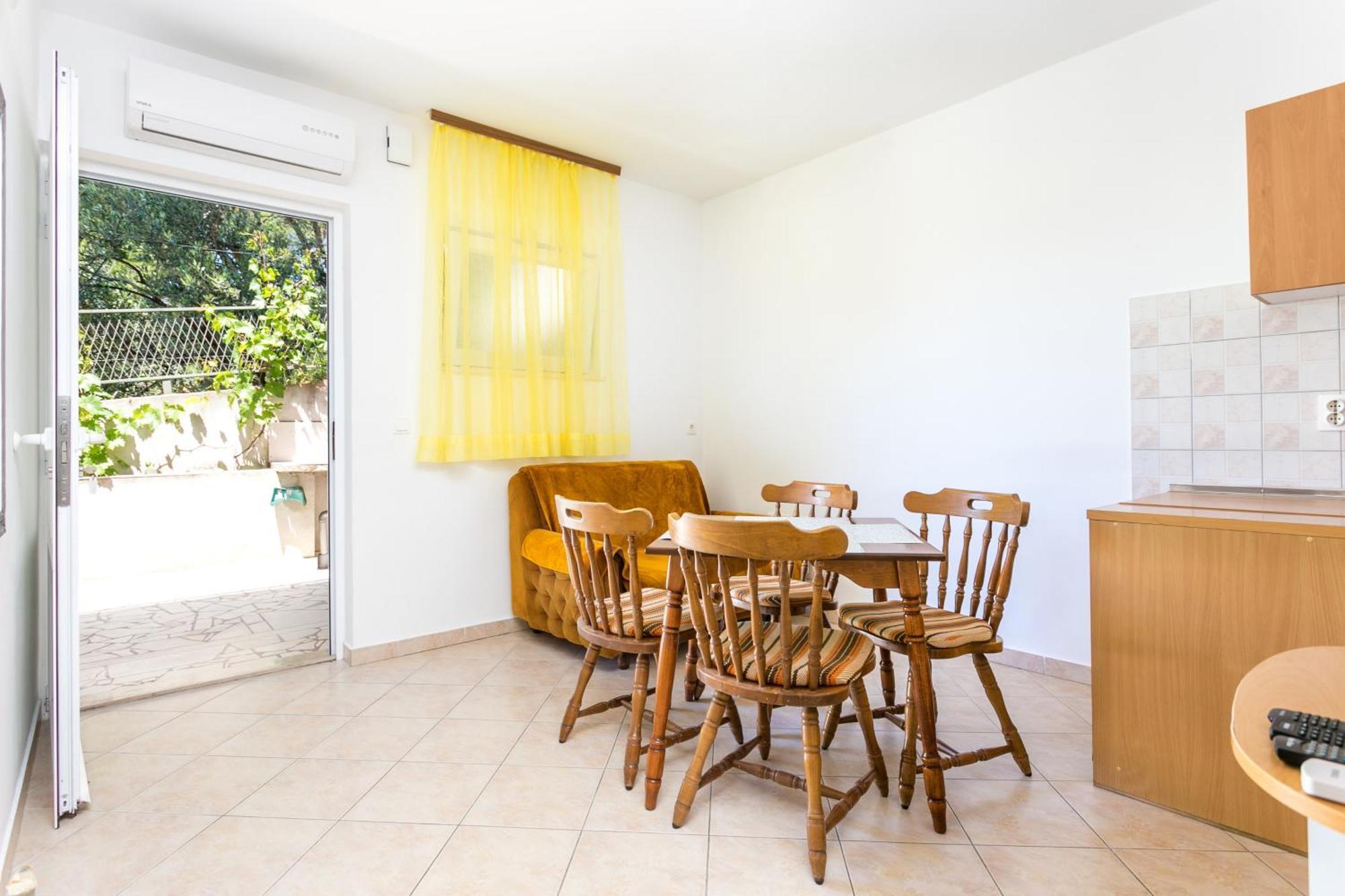 Apartments By The Sea Brela, Makarska - 18356 Εξωτερικό φωτογραφία