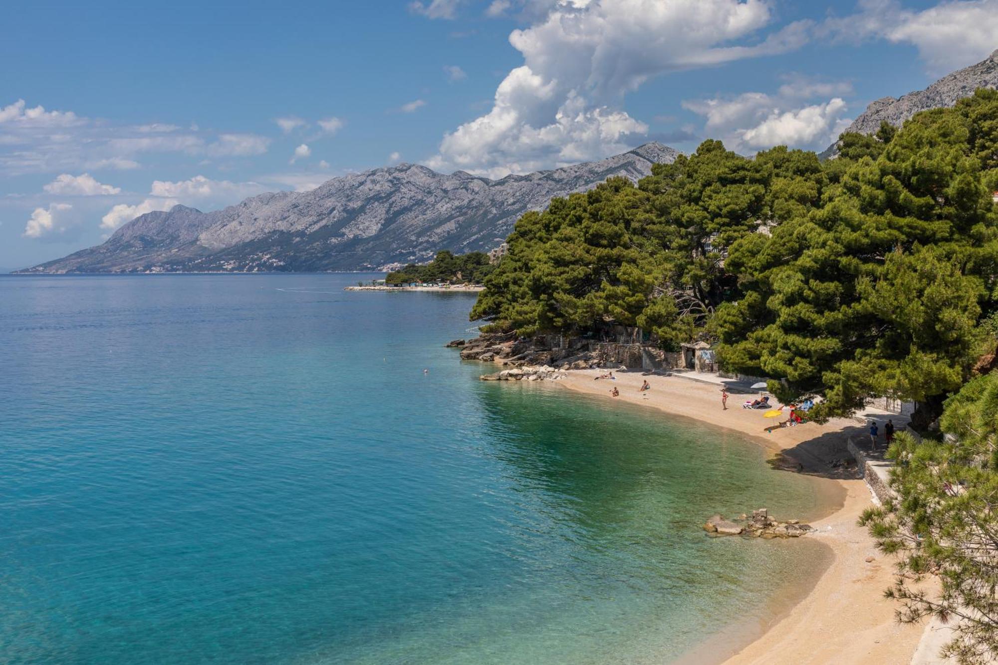 Apartments By The Sea Brela, Makarska - 18356 Εξωτερικό φωτογραφία
